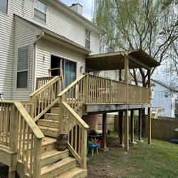 Mid Center Fence - wood deck and stairs
