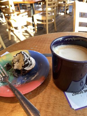 Taste Budd's Chocolate & Coffee Cafe by null