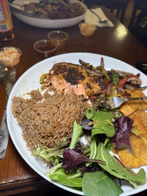 Island Flavors Caribbean Cuisine by null