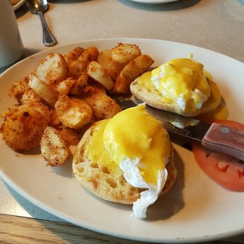 Bobby's Hideaway - Breakfast & Brunch Near Me - Mississauga, Ontario