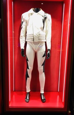 Queen Studio Experience by null