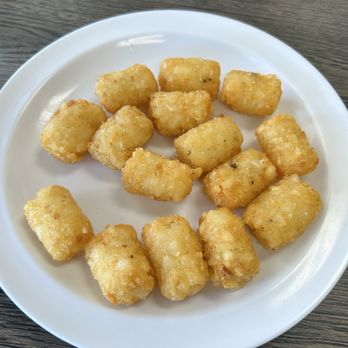 Aunties Cafe - Side of tots! - Breakfast & Brunch Near Me - Gardena, California