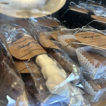 The Willow Cafe and market - Desserts Near Me - Yakima, Washington The Willow Cafe and market - Desserts Near Me - Yakima, Washington