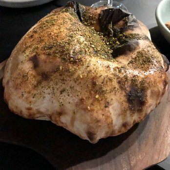 Albi - Pita bread w/za'atar - Middle Eastern Near Me - Washington, DC, District of Columbia