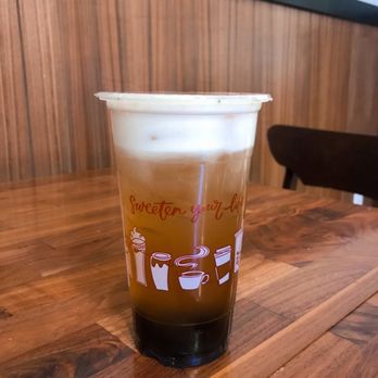 85°C Bakery Cafe-Temecula - Sea Cream Jasmine Tea w/ Boba - Bakeries Near Me - Temecula, California