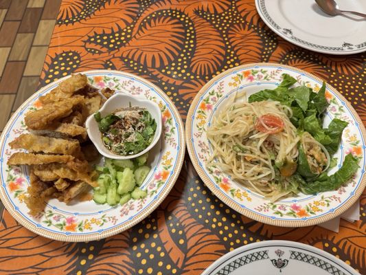 Ghin Khao Eat Rice by null