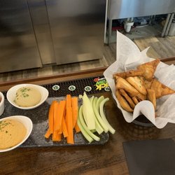 NJWineSeller Green Brook - Hummus board