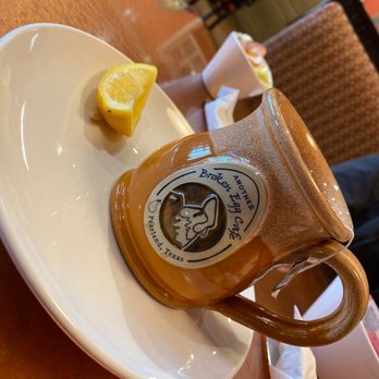 Another Broken Egg Cafe - Hot tea - Breakfast & Brunch Near Me - Pearland, Texas