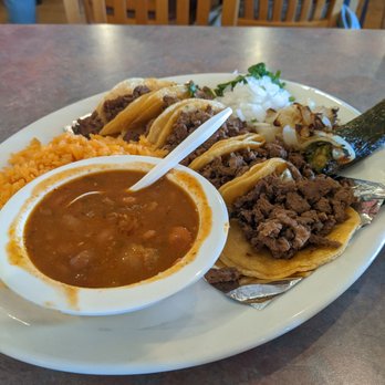 Carlito’s Taco House - Mini taco plate with asada. - Tacos Near Me - San Antonio, Texas Carlito’s Taco House - Mini taco plate with asada. - Tacos Near Me - San Antonio, Texas