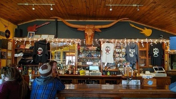 Arlo's Country Store by null