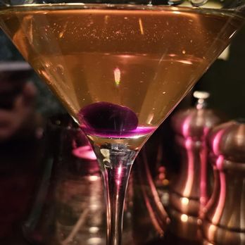 Steakhouse 85 - Smoked Manhattan - Steakhouses Near Me - New Brunswick, New Jersey Steakhouse 85 - Smoked Manhattan - Steakhouses Near Me - New Brunswick, New Jersey