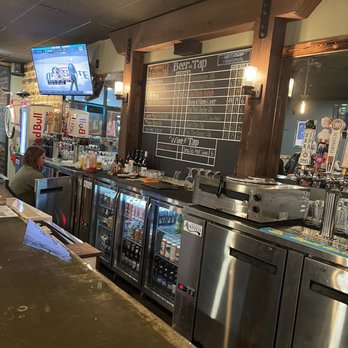 Trailhead Tap - Bar - Beer Bar Near Me - Bentonville, Arkansas