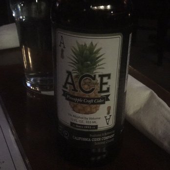 Féile - Pineapple cider - Sports Bars Near Me - New York, New York