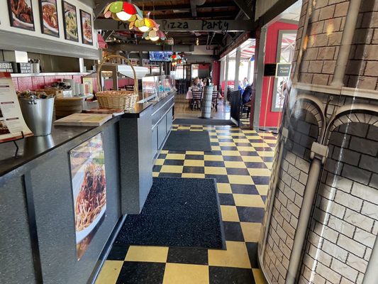 Prince Pizzeria by null