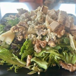 Pear & Gorgonzola Salad