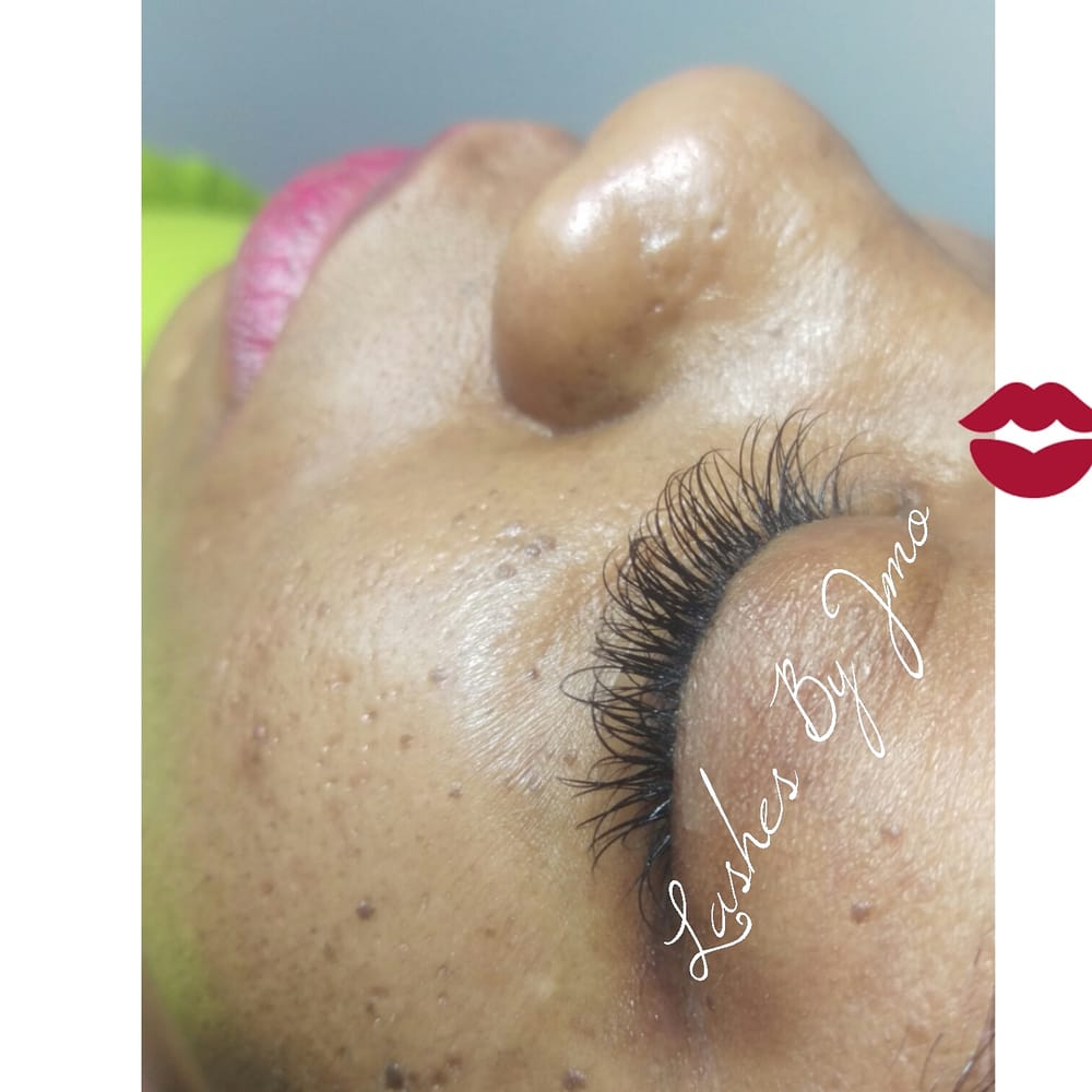 Lashed By Jmo Logo