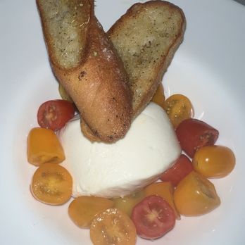 Red Rooster Bistro - burrata with tomatoes - New American Near Me - Cutchogue, New York