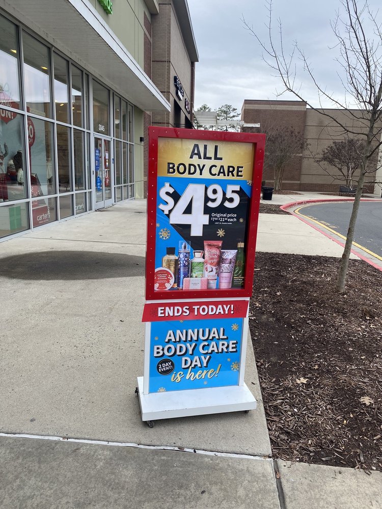 BATH & BODY WORKS Updated October 2024 3037 Market Center Dr