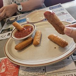 Charles Town Family Diner - Mozzarella Sticks