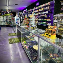 Wonderland Smoke Shop