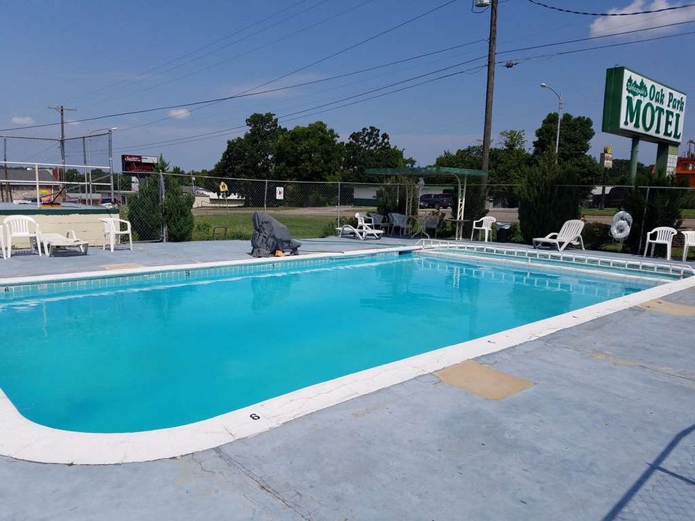 OAK PARK MOTEL 11 Photos 706 E Downing St, Tahlequah, Oklahoma