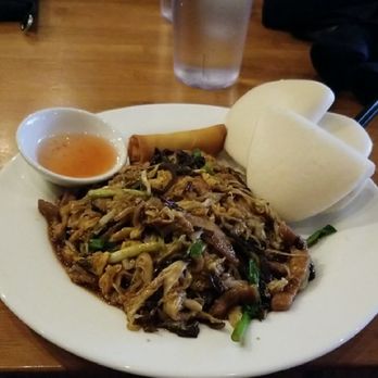David's Dumpling & Noodle Bar - Moo shoo pork with steam buns - Chinese Near Me - Raleigh, North Carolina David's Dumpling & Noodle Bar - Moo shoo pork with steam buns - Chinese Near Me - Raleigh, North Carolina