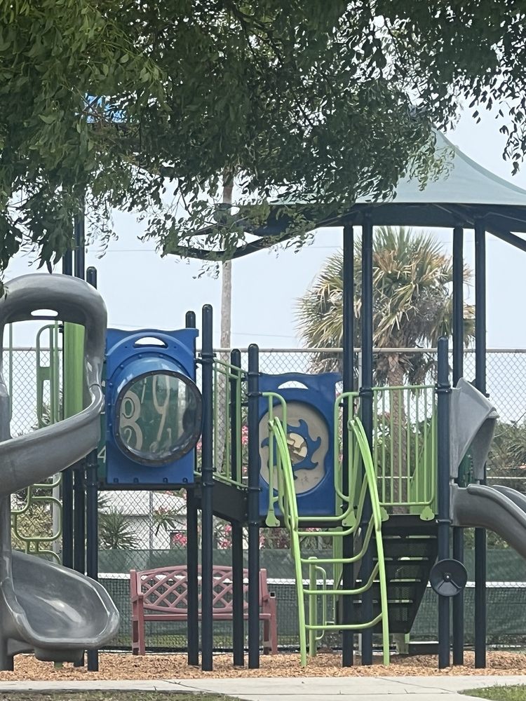 Sunset Ridge Park Image