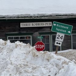 Three Robbers Pub