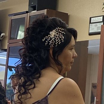 Estrella Beauty Salon Vip - Hair Salons Near Me - Oxnard, California Estrella Beauty Salon Vip - Hair Salons Near Me - Oxnard, California