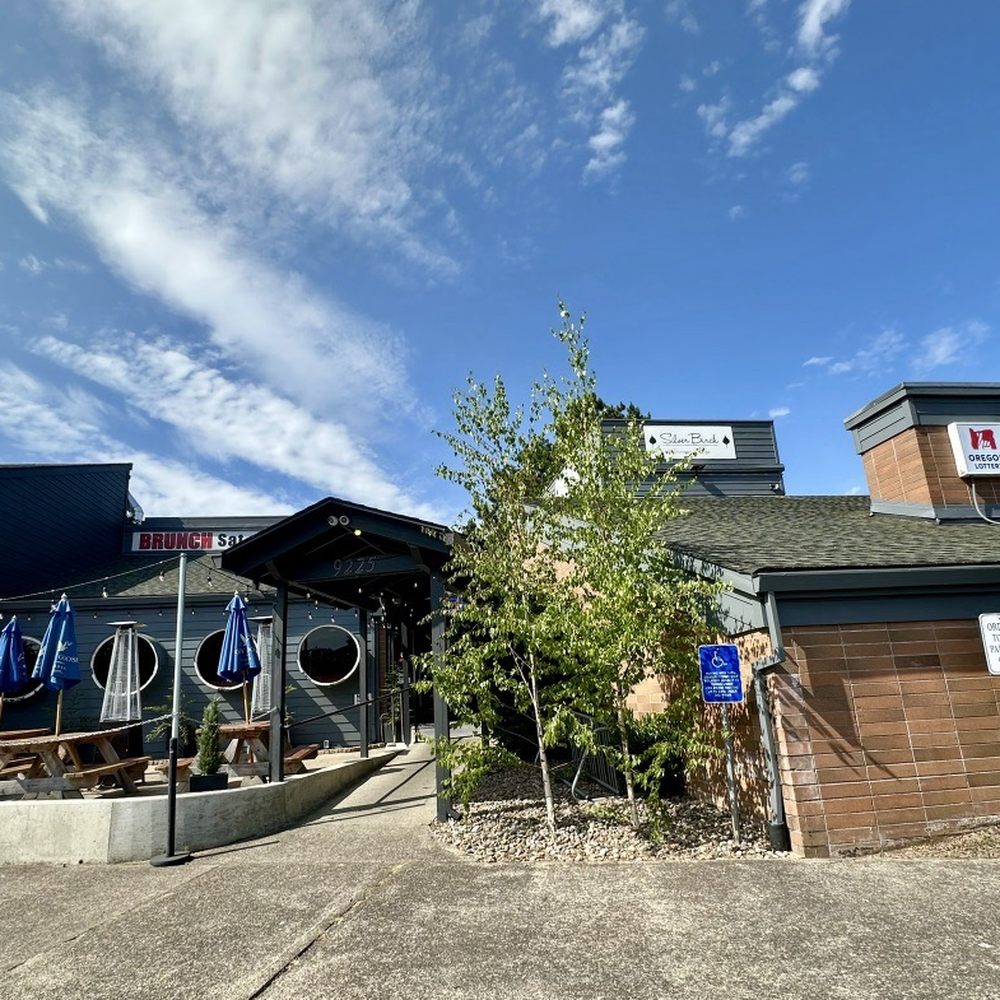 Silver Birch Kitchen  Lounge - The view from the street - New American Near Me - Portland, Oregon