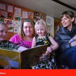 Save The Children - Fairfield - Board member Jennifer Garner educates families on the importance of getting an early start on learning.