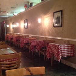 Gaberino's Homestyle Italian - Tiny, but cozy