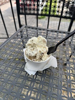 Schoolhouse Ice Cream & Yogurt