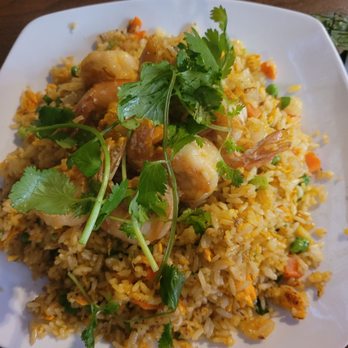 San Vuon Restaurant & Cafe - Shrimp fried rice - Vietnamese Near Me - Houston, Texas