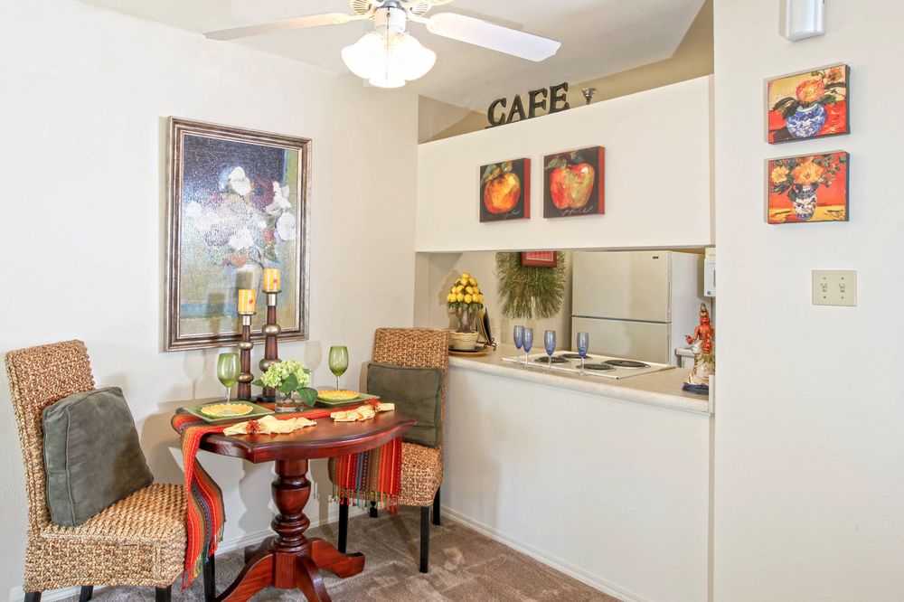 SUMMIT APARTMENTS BY TONTI Updated June 2024 17 Photos 3321 Edenborn Ave, Metairie