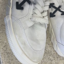 Dryclean World - They destroyed my sneakers