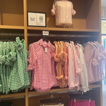 J.Crew Factory - Men's Clothing Near Me - Camarillo, California