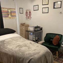 Larae Massage