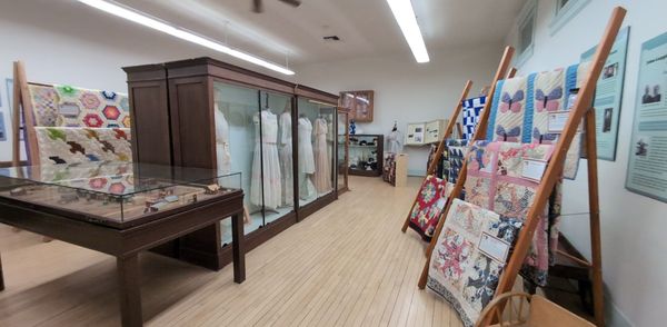 HD SOUTH - Home of the Gilbert Museum by null