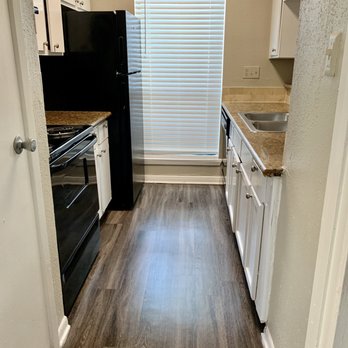 Casa Del Sol - Spacious Kitchen Layout - Apartments Near Me - Houston, Texas Casa Del Sol - Spacious Kitchen Layout - Apartments Near Me - Houston, Texas