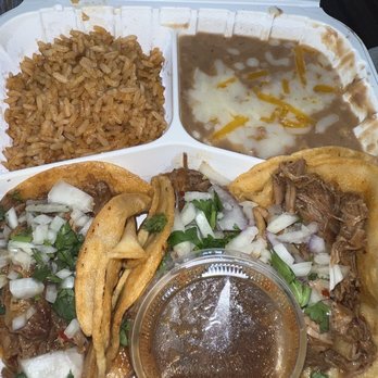 Tacos Jalisco - Carnitas 3 taco plate with rice and beans - Food Trucks Near Me - Hilo, Hawaii Tacos Jalisco - Carnitas 3 taco plate with rice and beans - Food Trucks Near Me - Hilo, Hawaii