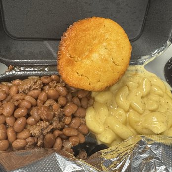 Browns Backyard BBQ - Barbeque Near Me - Fort Worth, Texas