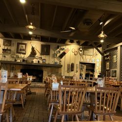 Cracker Barrel Old Country Store - One of several dining areas. Note it wasn't that empty, I deleted people out of courtesy.