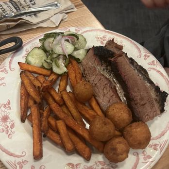 Midwood Smokehouse - Beef Brisket - Barbeque Near Me - Charlotte, North Carolina Midwood Smokehouse - Beef Brisket - Barbeque Near Me - Charlotte, North Carolina