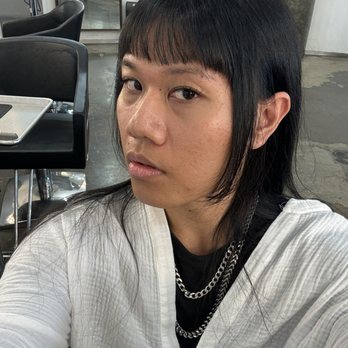 Salon Blanc - Hair Stylists Near Me - Honolulu, Hawaii