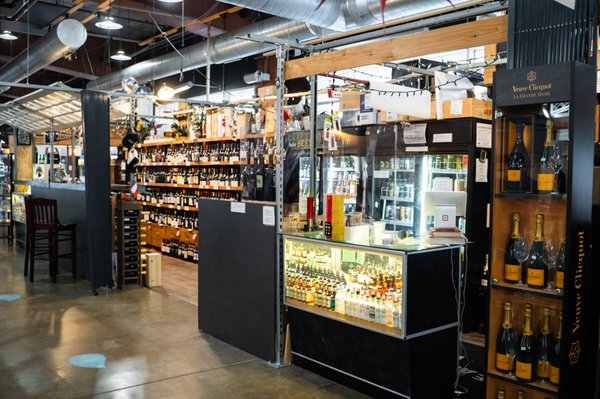 Assorted Table Wine & Shop by null