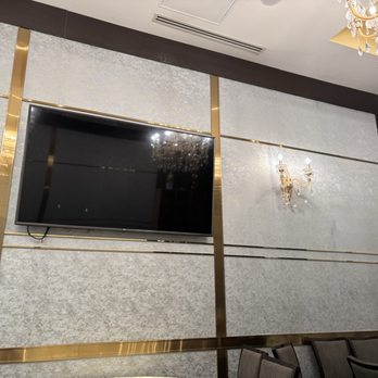 New Mandarin Seafood Restaurant - Dim Sum Near Me - Vancouver, British Columbia