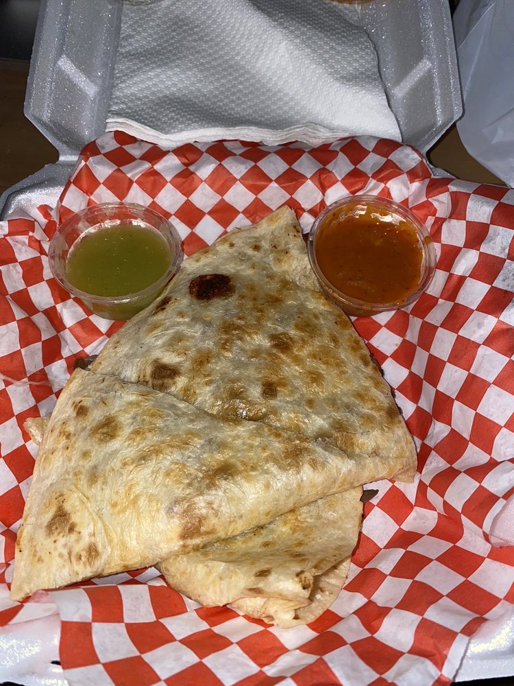 Tacos Y Tortas