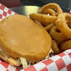 Mathias Sandwich Shop - Pimento Burger