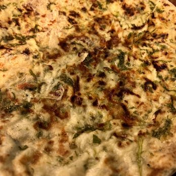 Besharam - Garlic Naan with Chutney - Indian Near Me - San Francisco, California Besharam - Garlic Naan with Chutney - Indian Near Me - San Francisco, California